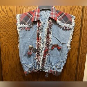 UNIQUE CUSTOM MADE DENIM VEST. SUPER CUTE!